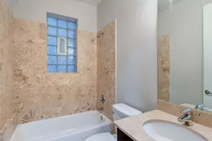 [Address not provided], Chicago, IL 60612 - Photo 11