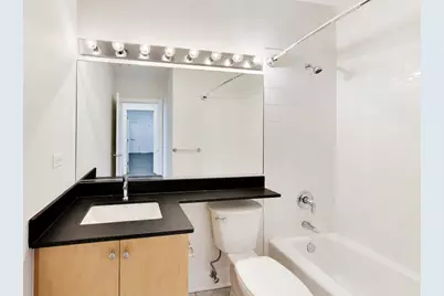 725 N Aberdeen Street #202, Chicago, IL 60642 - Photo 23
