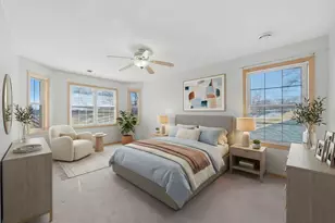 935 E Garden St, Dekalb, IL 60115 - Photo 17