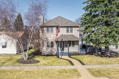 935 E Garden Street, Dekalb, IL 60115 - Photo 1