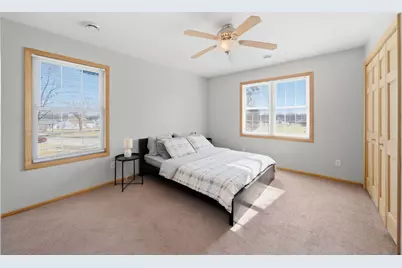 935 E Garden Street, Dekalb, IL 60115 - Photo 19