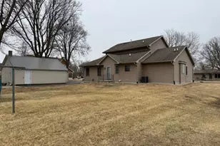 12027 Lisbon Rd, Newark, IL 60541 - Photo 5