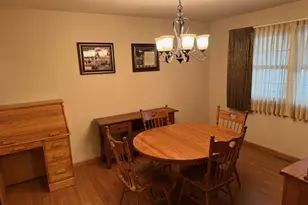 12027 Lisbon Rd, Newark, IL 60541 - Photo 9