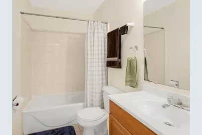 1807 Whitney Drive, Hanover Park, IL 60133 - Photo 15