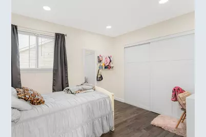 1807 Whitney Drive, Hanover Park, IL 60133 - Photo 21