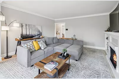 425 N Maple Avenue, Oak Park, IL 60302 - Photo 3