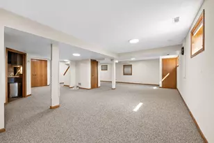 776 Provincetown Dr, Carol Stream, IL 60188 - Photo 33