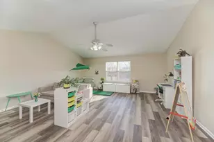 3873 Blackstone Dr, Aurora, IL 60504 - Photo 19