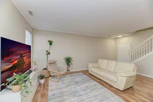 3873 Blackstone Dr, Aurora, IL 60504 - Photo 5