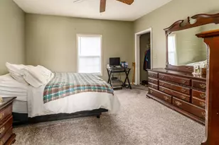 202 S Ervin St, Pittsburg, IL 62974 - Photo 13
