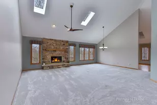 11 Merrimack Ct, Bolingbrook, IL 60440 - Photo 7