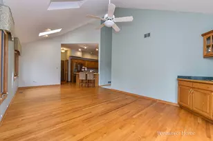 11 Merrimack Ct, Bolingbrook, IL 60440 - Photo 17