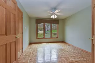 11 Merrimack Ct, Bolingbrook, IL 60440 - Photo 23