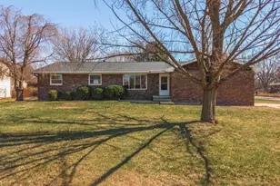 200 Felmley Dr, Normal, IL 61761 - Photo 61