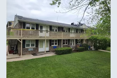 75 Willard Avenue #4, Elgin, IL 60120 - Photo 1
