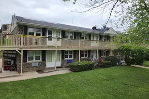 75 Willard Ave, Elgin, IL 60120 - Photo 1