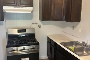 518 E Kerr St, Centralia, IL 62801 - Photo 7