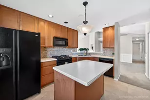 6787 E Monticello Ct, Gurnee, IL 60031 - Photo 3