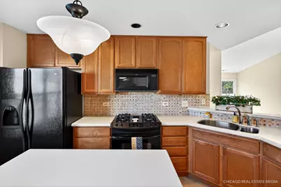 6787 E Monticello Court #6787, Gurnee, IL 60031 - Photo 7