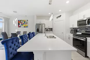 1110 Redtail Ct, Woodstock, IL 60098 - Photo 5