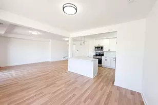 207 Uteg St, Crystal Lake, IL 60014 - Photo 7