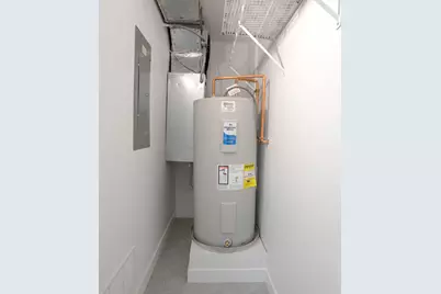 207 Uteg Street #302, Crystal Lake, IL 60014 - Photo 25