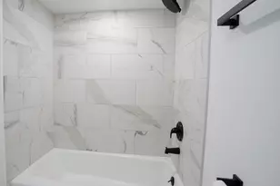 207 Uteg St, Crystal Lake, IL 60014 - Photo 23