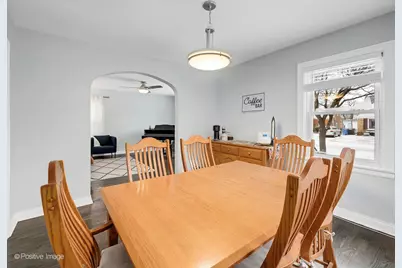 4912 N Mulligan Avenue, Chicago, IL 60630 - Photo 7