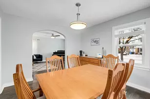 4912 N Mulligan Ave, Chicago, IL 60630 - Photo 7