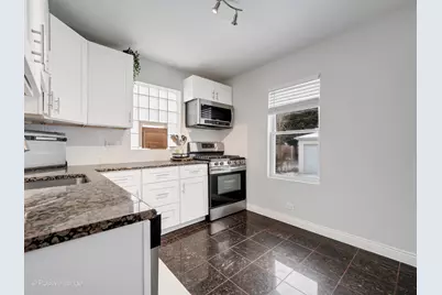 4912 N Mulligan Avenue, Chicago, IL 60630 - Photo 9