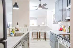 120 Glengarry Dr, Bloomingdale, IL 60108 - Photo 5