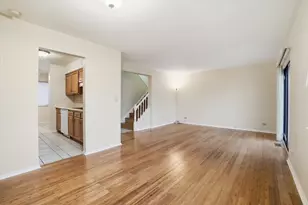 413 Buffalo Trail, Wheeling, IL 60090 - Photo 5