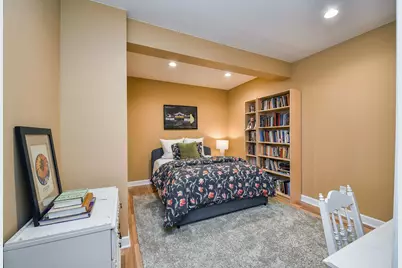 39W578 Newton Square, Geneva, IL 60134 - Photo 15