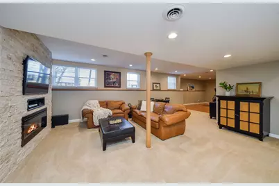 39W578 Newton Square, Geneva, IL 60134 - Photo 13