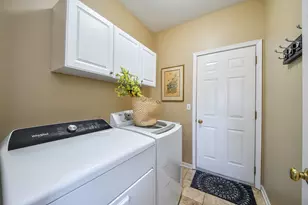 39W578 Newton Square, Geneva, IL 60134 - Photo 7