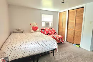 5635 S California Ave, Chicago, IL 60629 - Photo 9