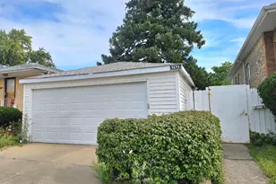 5635 S California Ave, Chicago, IL 60629 - Photo 1