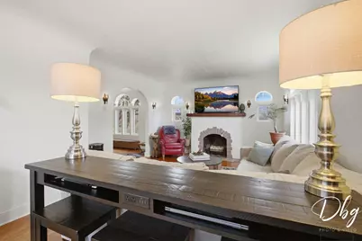 338 S Lake Street, Grayslake, IL 60030 - Photo 9