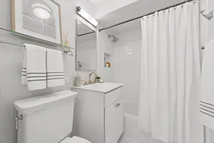 2626 N Lakeview Ave, Chicago, IL 60614 - Photo 9