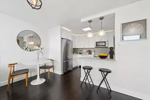 2626 N Lakeview Ave, Chicago, IL 60614 - Photo 7