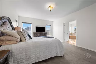 3681 Congressional Pkwy, Elgin, IL 60124 - Photo 17