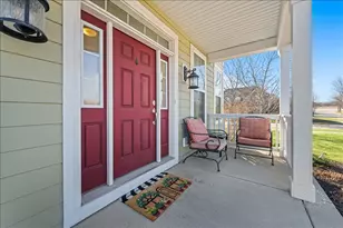 3681 Congressional Pkwy, Elgin, IL 60124 - Photo 3