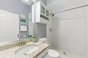 1617 N Oakley Ave, Chicago, IL 60647 - Photo 13