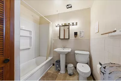 479 N Lake Street, Aurora, IL 60506 - Photo 15