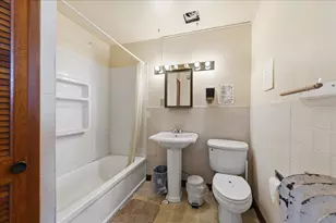 479 N Lake St, Aurora, IL 60506 - Photo 15