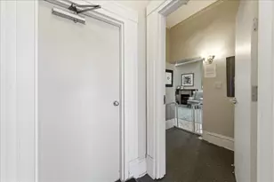 479 N Lake St, Aurora, IL 60506 - Photo 11