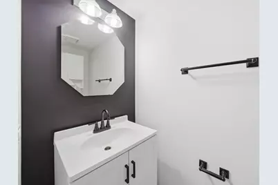 402 Trenton Court, Aurora, IL 60504 - Photo 7