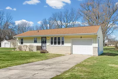 1105 Roselawn Street, Paxton, IL 60957 - Photo 1