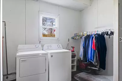 1105 Roselawn Street, Paxton, IL 60957 - Photo 21