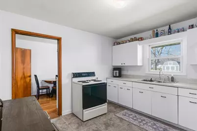 1105 Roselawn Street, Paxton, IL 60957 - Photo 9